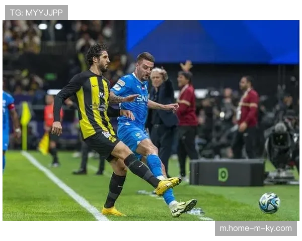 客场两度落后顽强追平 利雅得新月战平纳萨夫延续不败 客场两度落后顽强追平 利雅得新月战平纳萨夫延续不败